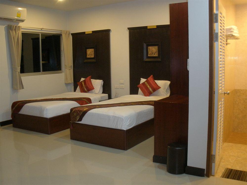 C.A.P Mansion Appartement Phuket Buitenkant foto