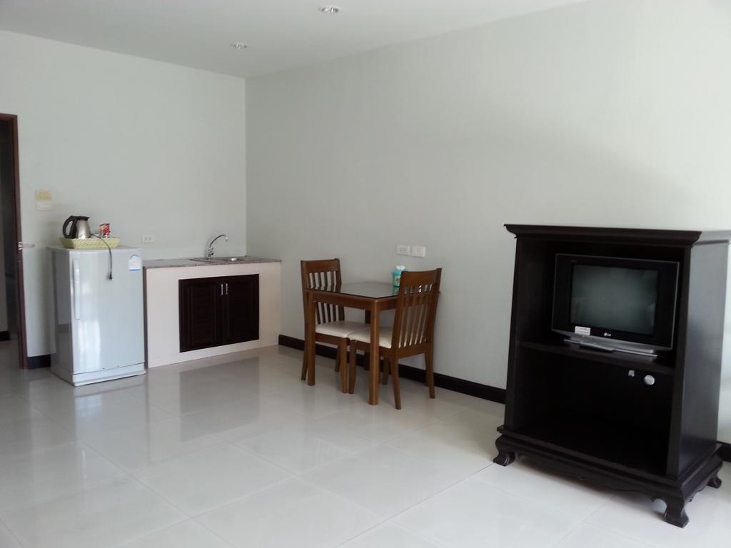 C.A.P Mansion Appartement Phuket Buitenkant foto