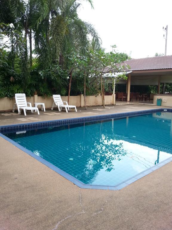 C.A.P Mansion Appartement Phuket Buitenkant foto