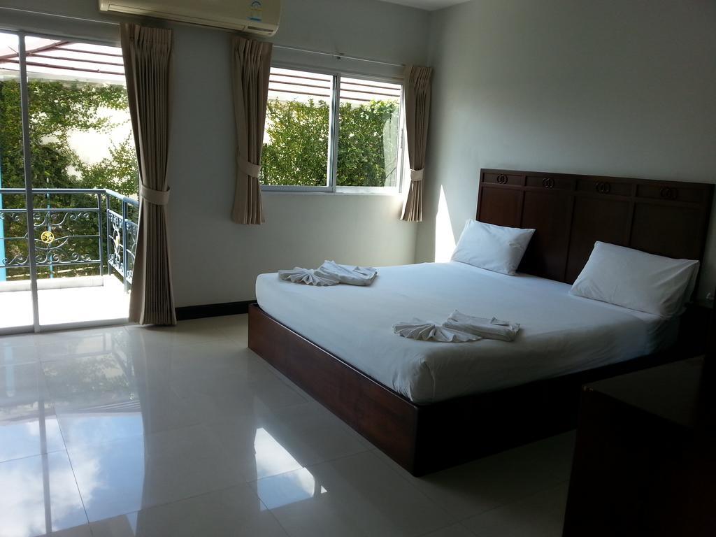 C.A.P Mansion Appartement Phuket Buitenkant foto
