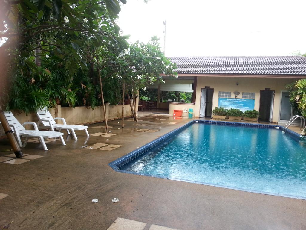 C.A.P Mansion Appartement Phuket Buitenkant foto