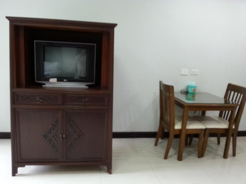 C.A.P Mansion Appartement Phuket Buitenkant foto