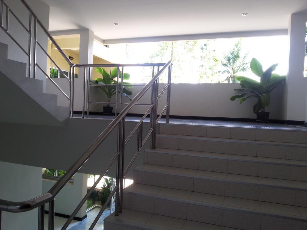 C.A.P Mansion Appartement Phuket Buitenkant foto